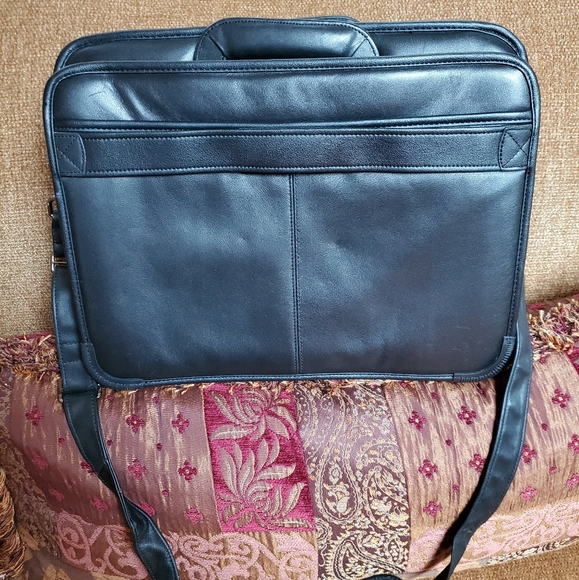 Dell leather executive laptop portfolio case - Picture 2 of 10